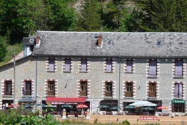 ホテル Des Gorges Au Viaduc