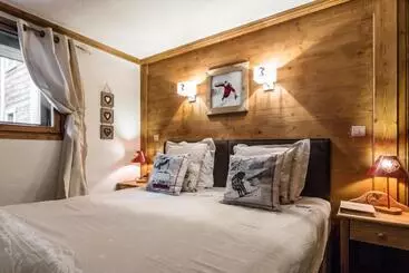 Hotel Les Monts Charvin
