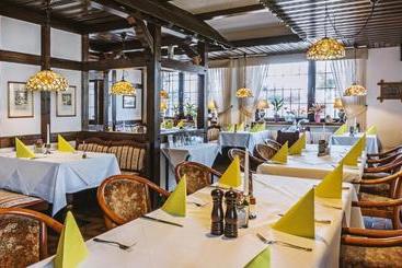 酒店 Restaurant Menden