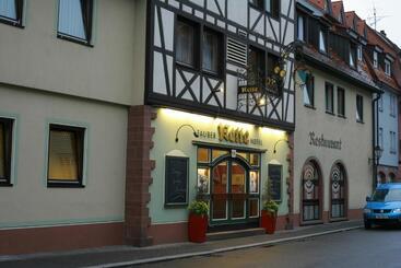 Tauberhotel Kette