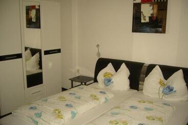 ホテル Höfener Wirtshaus