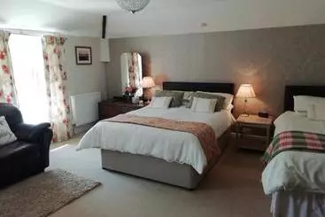 تختخواب و صبحانه Rectory Farm