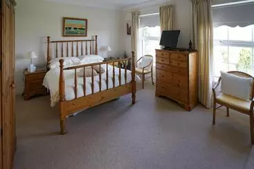 Bed & Breakfast Tattykeel House