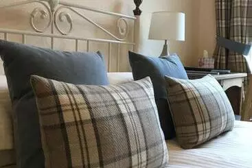 Bed and Breakfast West Plean House