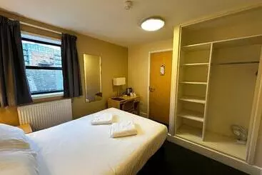 Hotel Wilson Carlile Centre