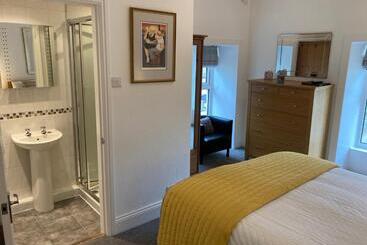 Bed and Breakfast Ebor House