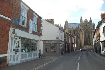 مبيت وإفطار Potts Of Flemingate