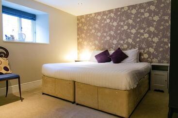 민박 The Maltsters Arms