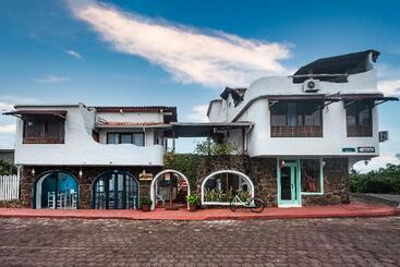 Hostel Hostal North Seymour