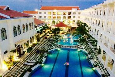 Hotel Apsara Palace Resort