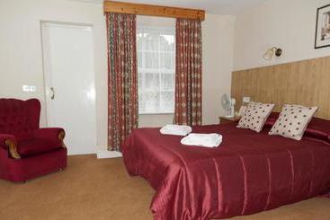 هتل The Lord Lister