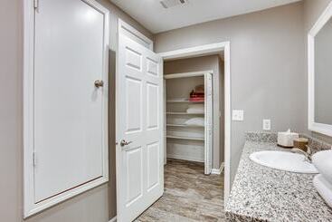 Vidéki Ház Quaint Montgomery Home < Half Mi To Lake Conroe!