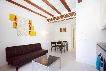 Mosen Sorell Apartments