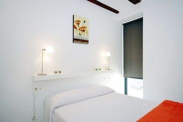 Mosen Sorell Apartments