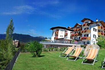 La Montanina Hotel In Val Di Non