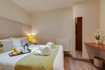 Hotel Base Serviced Apartments City Road