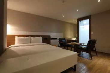 Hotel C&b