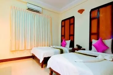 ホテル Champey Villa
