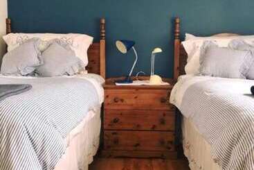 Shores Country House Bed & Breakfast