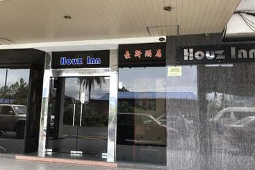 בית מלון כפרי Houz Inn