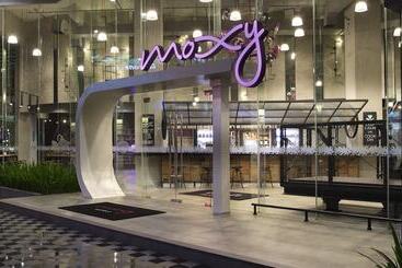 Отель Moxy Bandung