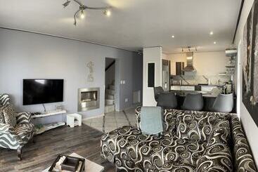 Appartements touristiques Quay West