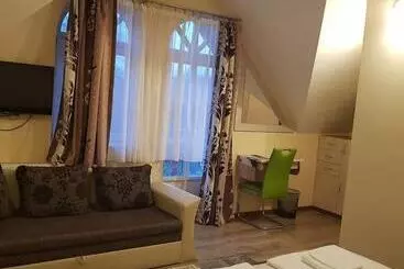 Pensjonat Médea Apartman
