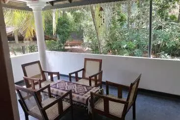 Hotelli Geeth Lanka River Resort