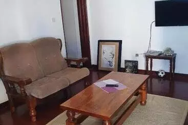 پانسیون Lacasa Estate