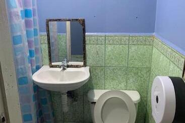 ホテル Olvin Javier Alvarado Aguilar