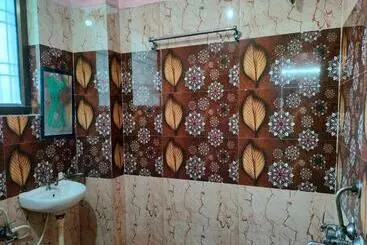 Hotel Shri Hari Residency