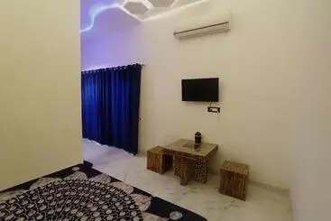 Hotel Srj Farm