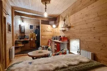 ベッドアンドブレックファースト La Cabane Et Spa Chez Jules