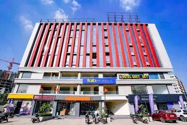 Fabhotel Grey Sky Nr Gandhinagar Sector 11