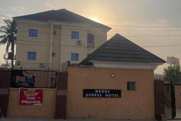 هتل Nexus Xpress