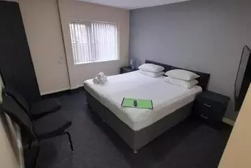 Lymedale Suites Studios & Aparthotel In Newcastle Under Lyme & Stoke