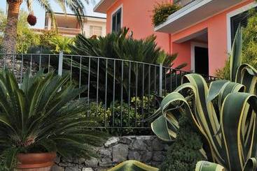 Hotell Residence La Cycas