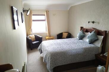 بنسيون Tigh Fitz Bed & Breakfast