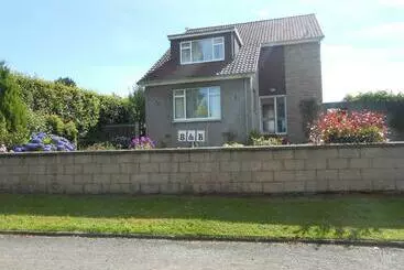 Rose Villa Bed And Breakfast