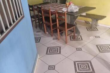 בית מלון כפרי Residencial Ponta De Areia Santos