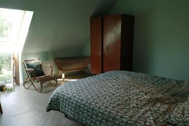 펜션 Les Chambres De Balade Au Jardin