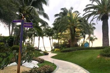 מלון דירות Country Garden Jb @ City Central