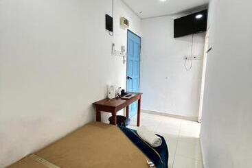 Пансион Ibai Beach Guesthouse