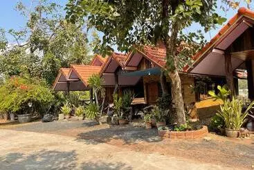 Busby Resort