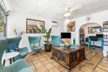 汽车旅馆  Inn At Palm Springs