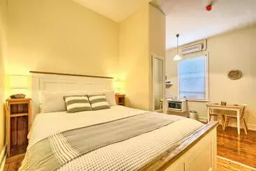Pension Spencer Suites Albany