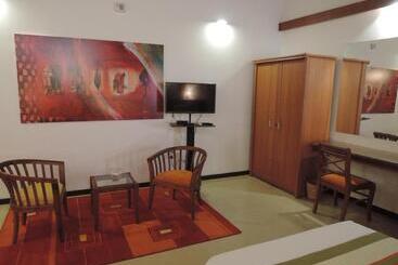 Bed & Breakfast Anugaa In The City