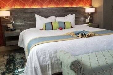 Sens Hotel & Vanne Bistro Berkeley