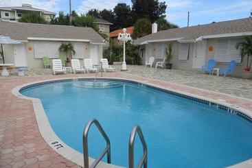 ホテル The Bungalows