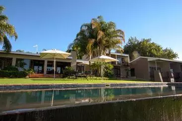 Pensione River Place Manor